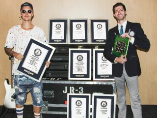 Justin Bieber scoort acht wereldrecords