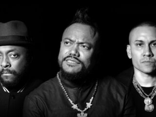 The Black Eyed Peas brengt 'Where Is The Love' opnieuw uit (met heel veel popsterren!)