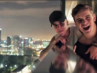 Justin Bieber neemt Martin Garrix mee op tour