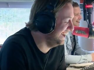 Mark + Rámon hebben schijt aan Mama Appelsap