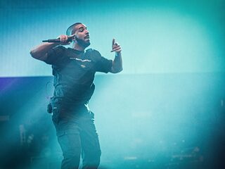 Drake primeurde nieuwe track in Amsterdam