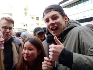 First In Line - The Weeknd: "Ik probeer niet flauw te vallen"