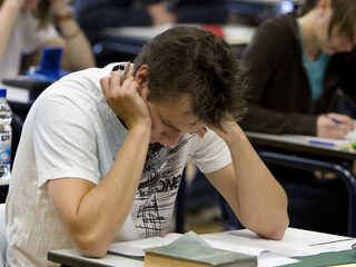 Kauwgom kauwen tegen examenstress?