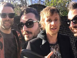 Heeft Muse drie nieuwe nummers opgenomen?