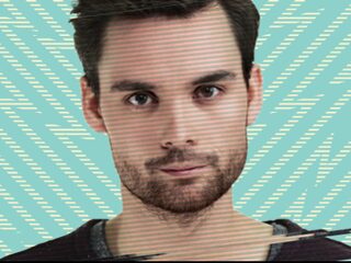 Domien brengt je met de limo naar school of werk