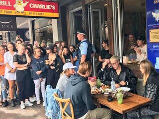 Fanatieke fans, opgelet: hoever ga jij voor je favoriete artiest?