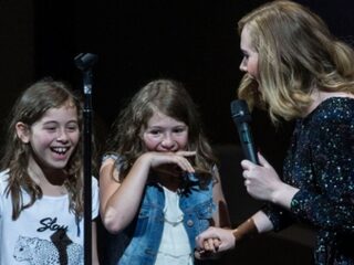 I love you Adele, maar stop met die voorgeproduceerde momentjes