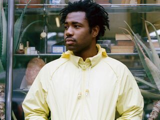 Fluisterzanger Sampha geeft een miniconcert