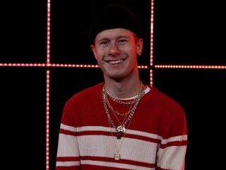 Bradley (24) is queer: "Fuck al die labels!"