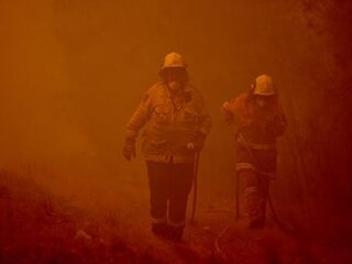 Voor Lotje, Naomi en Lisa komen de bosbranden in Australië heel dichtbij