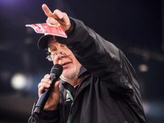 Jan Smeets over de processierupsbestrijding, Bruno Mars en zijn gezondheid