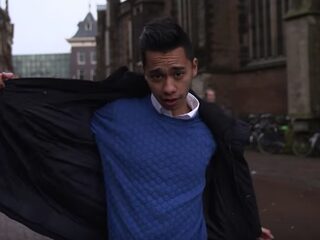 Jas aan in de klas, ja of nee?