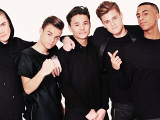 Deze fans nemen afscheid van B-Brave