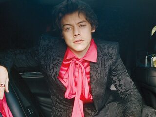 Knipt en plakt Harry Styles zijn hele carrière aan elkaar?