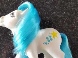 Makkelijk geld verdienen met oldschool gadgets en spelletjes