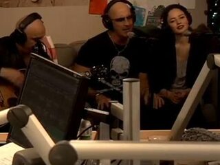 Right Said Fred verrast in de nacht