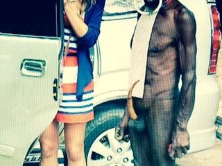 Lauren Verster veilt peniskoker voor 3FM SR14