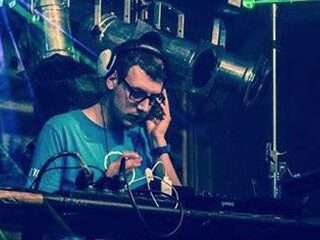 DJ Benny laat je dansen voor het goede doel