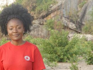 Reportage: Cynthia (24) is vrijwilliger bij het Rode Kruis in Zambia