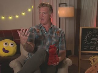 Josh Homme leest jou vanavond in slaap met een kinderverhaaltje