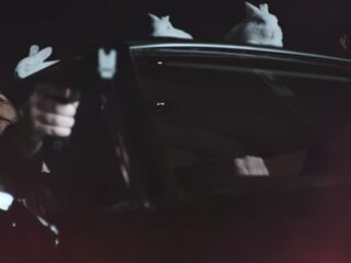 Royal Blood + kleine konijntjes = ... ja, wat eigenlijk?!