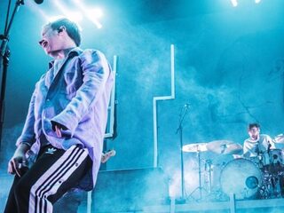 Fotoverslag: Nothing But Thieves gaat los in de AFAS Live