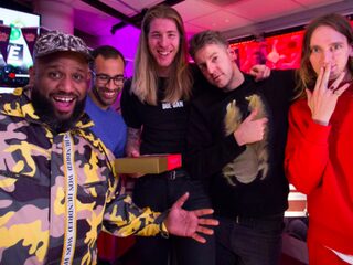 Check hier nieuwe muziek van De Jeugd Van Tegenwoordig