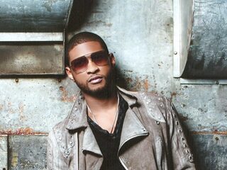 Usher en Pitbull tikken de 30 weken aan!