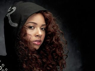 Alexis Jordan onverslaanbaar in Mega Top 50