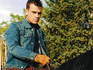 Internationale charts: Robbie Williams op #1 in UK