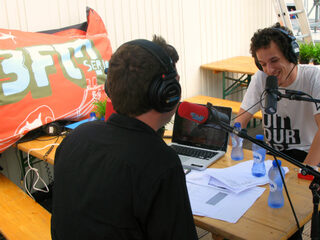 The Kyteman Orchestra in de studio