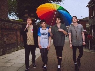 Omgekomen Viola Beach net niet in top 10 UK Chart