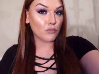 Mustafa werd Aleyna: “Mijn familie was niet blij”