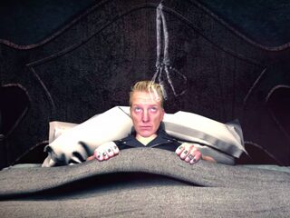 QOTSA komt met nieuwe videoclip voor 'Head Like A Haunted House'