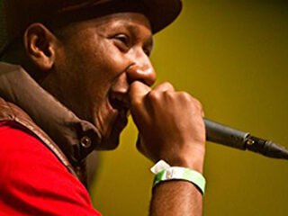 Dio ft. Hadewych Minis - 'Ze Houdt Van Me'