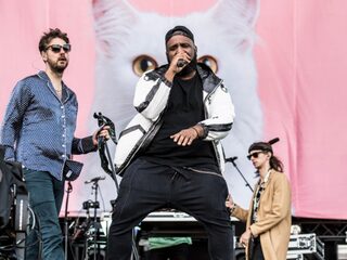 De Jeugd van Tegenwoordig over doorhalen en haat aan Bruno Mars