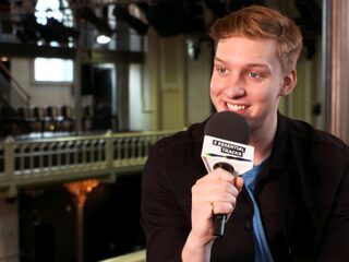 George Ezra is fan van Miley Cyrus en gék op Kings Of Leon-DVD's