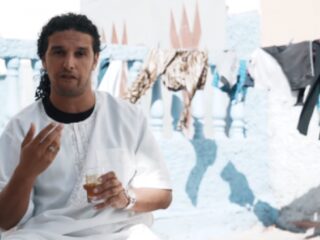 Ali B zet haters op hun plek en entert Mega Top 50