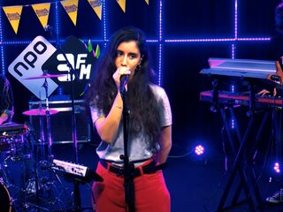 Must-see: Naaz covert 'Ultralight Beam' van Kanye West live op 3FM