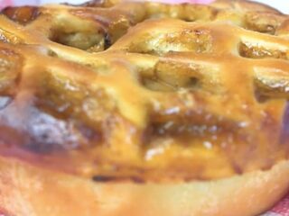 Frikandellenvlaai: het ultieme festivalfood?