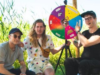 Portugal. The Man over succes na ‘Feel It Still’ en awkwardness on stage