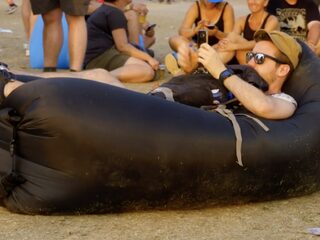 15 miljoen chillbags op dit hele kleine stukje aarde
