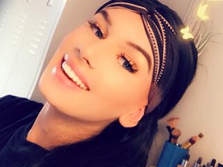 Jessie (18) kwam er na zes jaar achter dat ze niet verstandelijk beperkt is