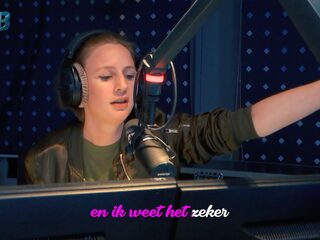 Wie is er klaar voor een potje karaoke met Rob en Sophie