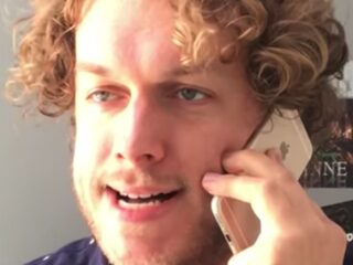 Jullie grappige reacties op de hel die 'wachtmuziek' heet