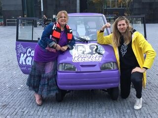 3FM-dj Frank rijdt samen met Joki in de Canta Karajoki voor onderzoek naar Alzheimer