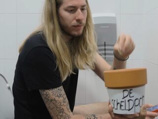 Frank en z'n scheldpot halen geld op voor 3FM SR18, maar jij kan dit !$&#*!! beter!