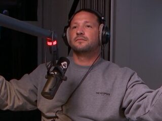 Kraantje Pappie kan eigen mixtape 'Duifmeneer' niet vinden