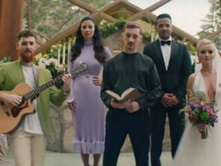 Clean Bandit charteren Marina & Luis Fonsi voor hun nieuwe single 'Baby'