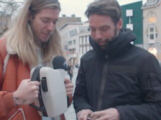 Iedereen kan doneren! Frank collecteert zich een weg door Utrecht heen